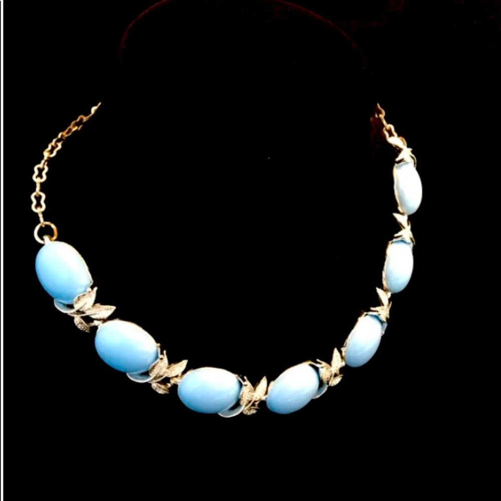 1950’s: Vintage Blue and Silver Choker